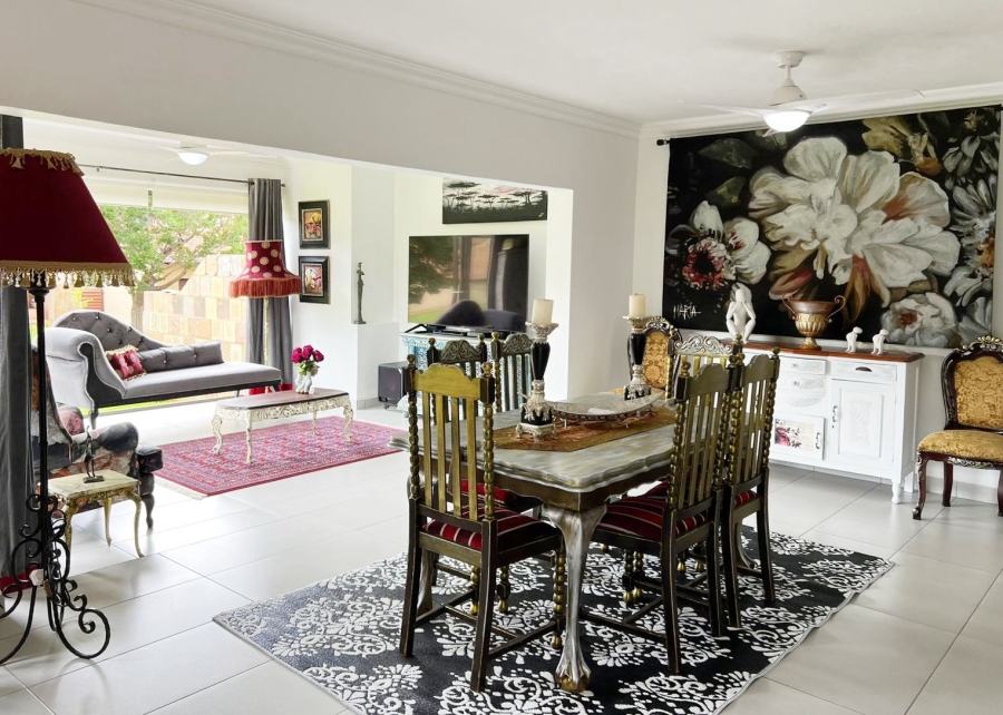 3 Bedroom Property for Sale in The Coves North West